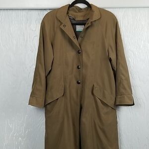 VINTAGE DRIZZLE TRENCH..olive/army green